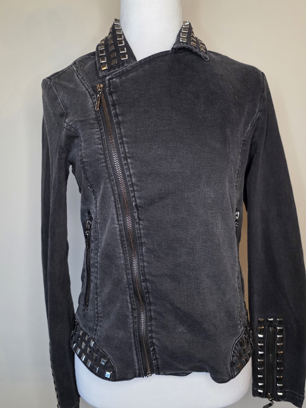 Max Jeans Black Studded Moto Jacket XS Asymmetrical Zip Y2K Rocker Grunge